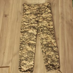 Camo pants